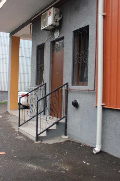 Apartment Anzi บาทูมิ ห้อง รูปภาพ