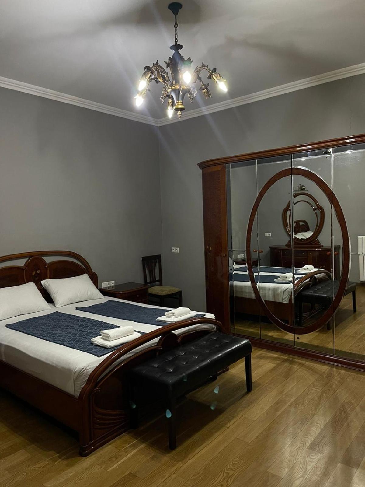 Apartment Anzi บาทูมิ ภายนอก รูปภาพ