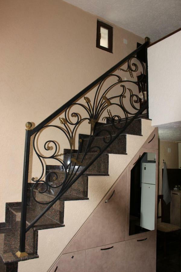 Apartment Anzi บาทูมิ ภายนอก รูปภาพ