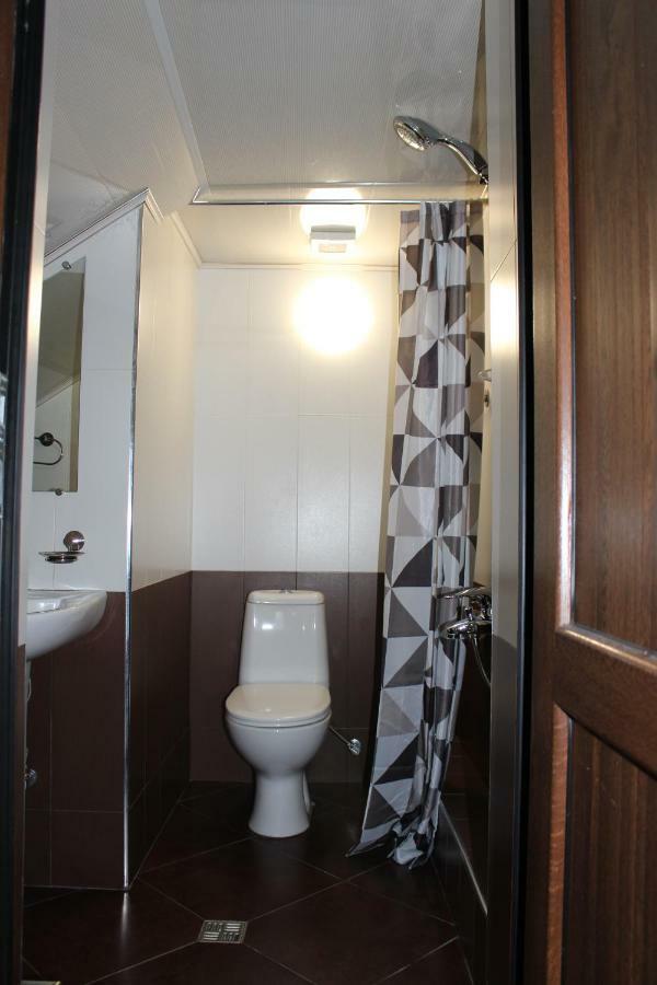 Apartment Anzi บาทูมิ ภายนอก รูปภาพ